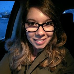 Meet your Posher, Hailey